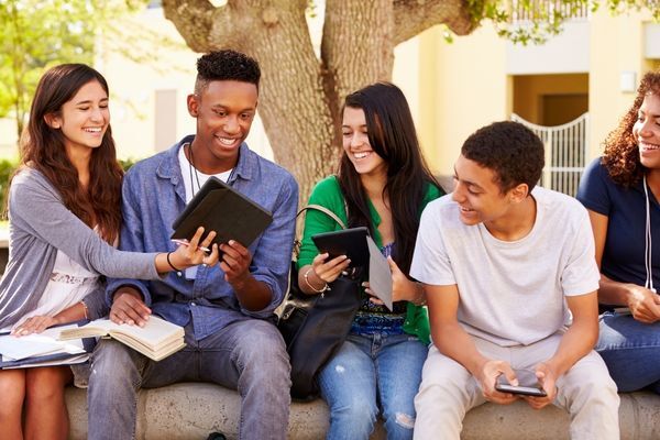 Teen Students - ILSC Juniors Perth